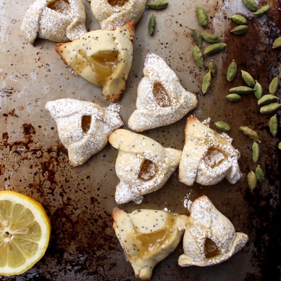 Lemon poppyseed hamantaschen