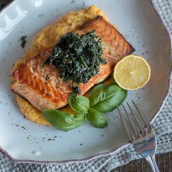 Salmon on parsnip-carrot-mash