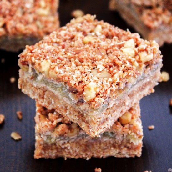 Apple & Coconut Crumble Slice