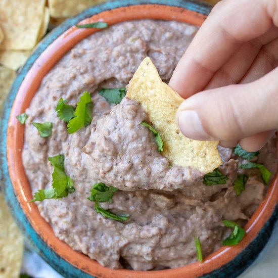 Healthy Vegan Bean Dip