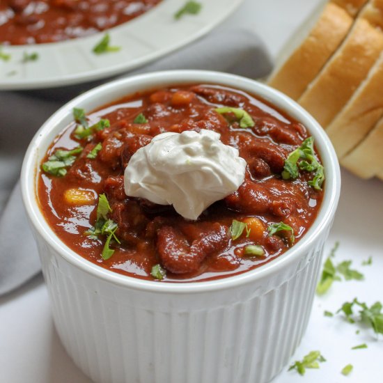 Pressure cooker vegan chili