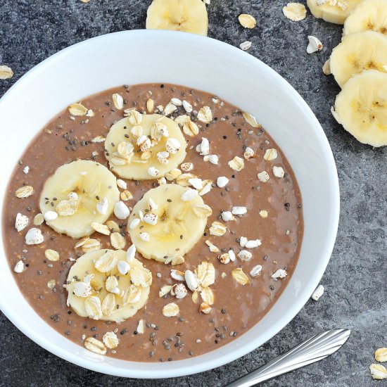 Chocolate-peanut-banana smoothie