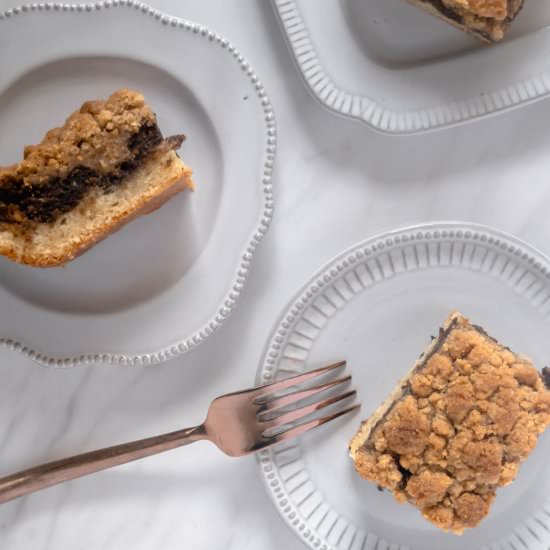 Coffee and Cardamom Crumb Cake