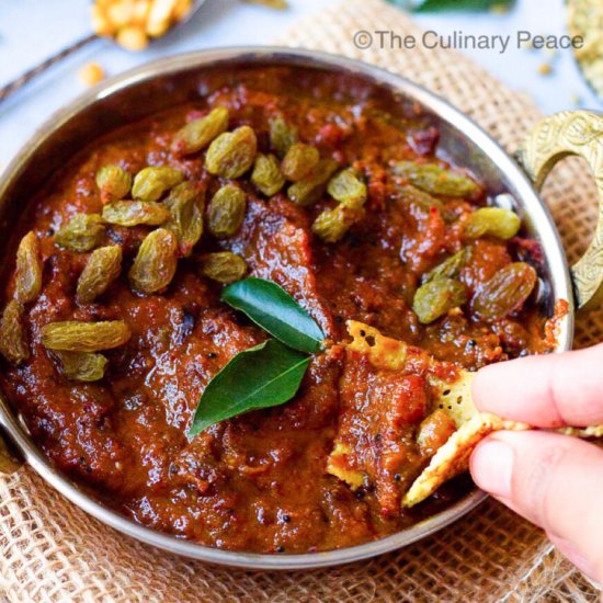 Sweet and Spicy Raisins Curry