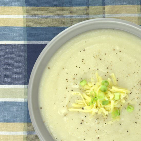 Simple Irish Cauliflower Soup