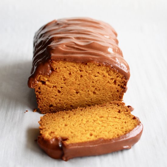 Carrot Cake with Brigadeiro Frosting