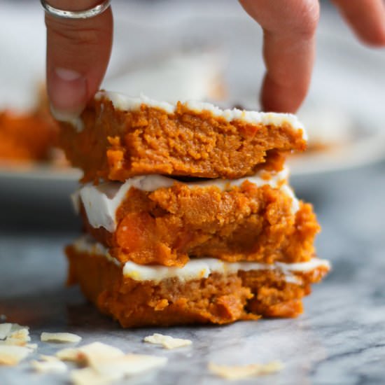 Vegan Carrot Cake Bars