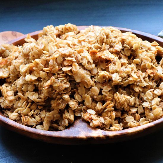 4 Ingredient Easy Banana Granola