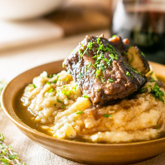 Red Wine-Braised Short Ribs