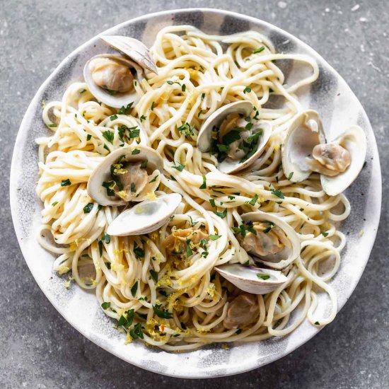 Easy Linguini with Clams