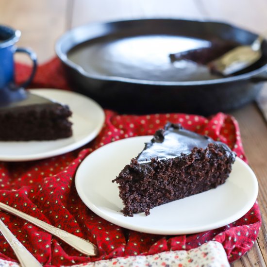 Chocolate Fudge Skillet Cake