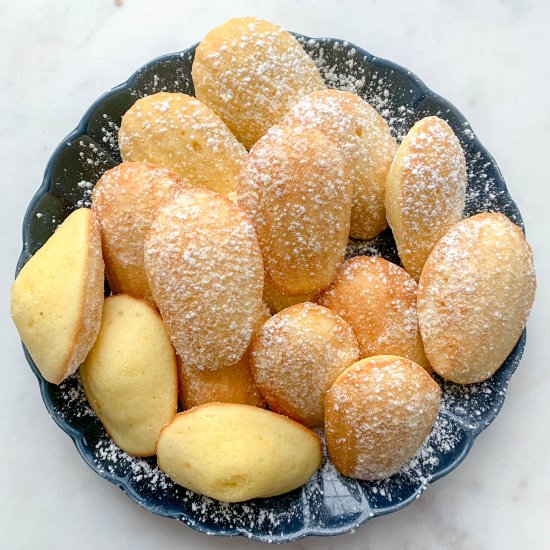 Classic French Madeleines