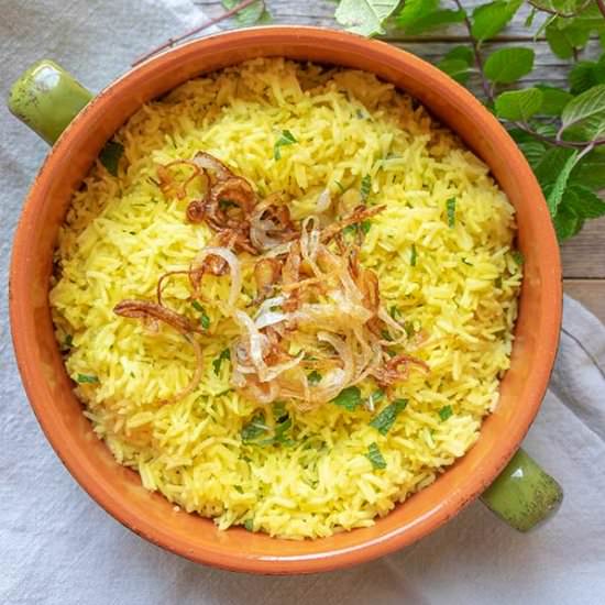 Saffron Rice With Caramelized Onion