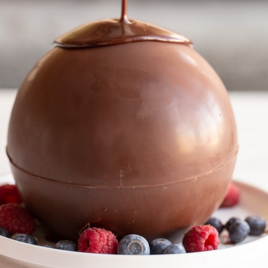 Melting Chocolate Ball Sundae