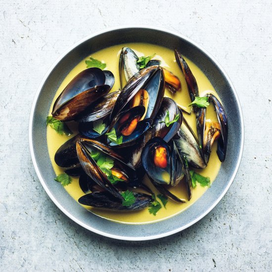 Coconut and saffron mussels