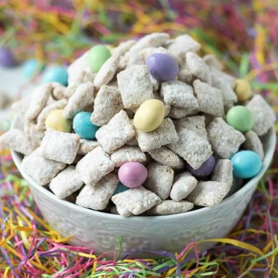 Easter Muddy Buddies