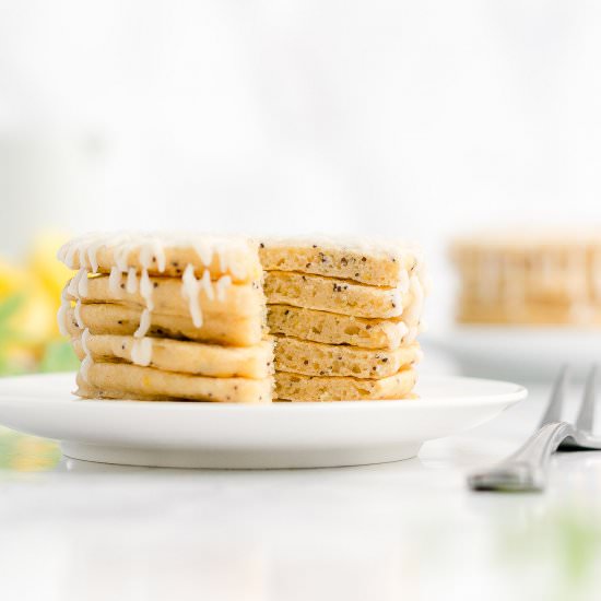 Healthy Lemon Poppy Seed Pancakes