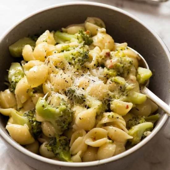 Quick Broccoli Pasta