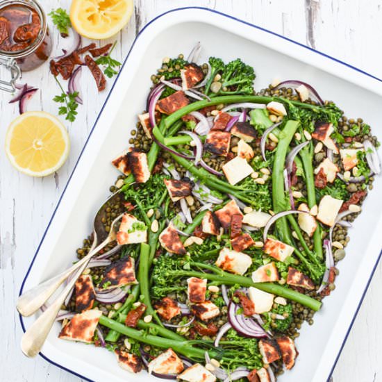 Broccoli, Halloumi & Lentil Salad