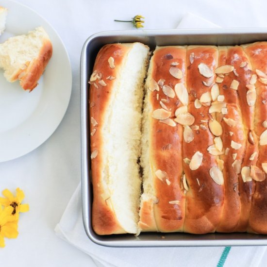 Soft and Fluffy Yogurt Bread