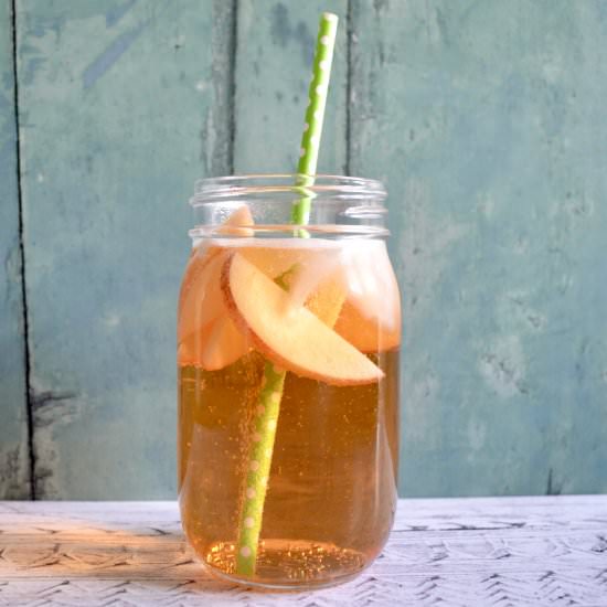 Apple Sangria Cocktail