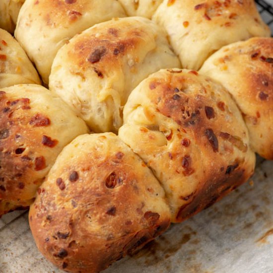 Pull Apart Onion Rolls