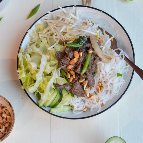 Vietnamese Lemongrass Beef Noodle