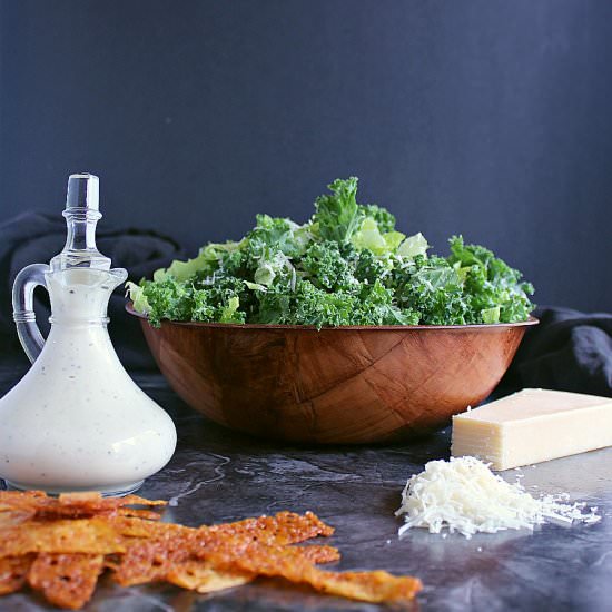 Low Carb Caesar Salad with Kale