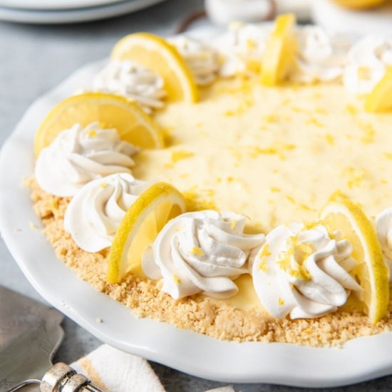 NO-BAKE SOUR CREAM LEMON PIE