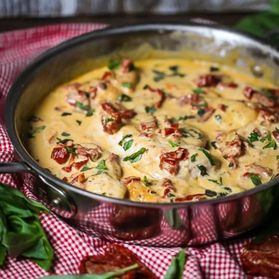 Chicken w/ Creamy Sun-Dried Tomato