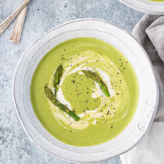 Simple Vegan Cream of Asparagus Soup