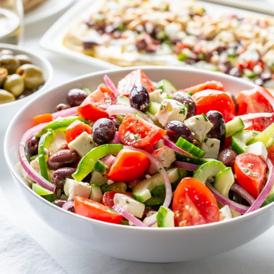 Easy Greek Salad Recipe