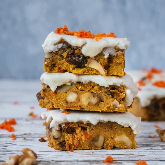 Paleo Carrot Cake Bars