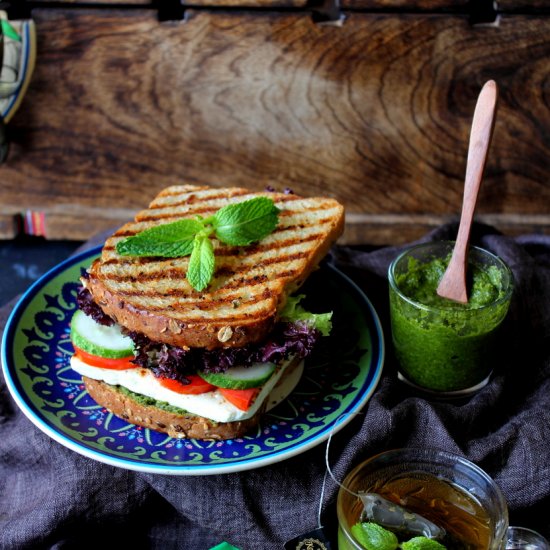 green chutney paneer sandwich