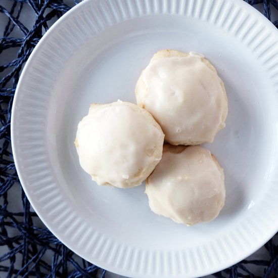 Vanilla Buttermilk Cookies