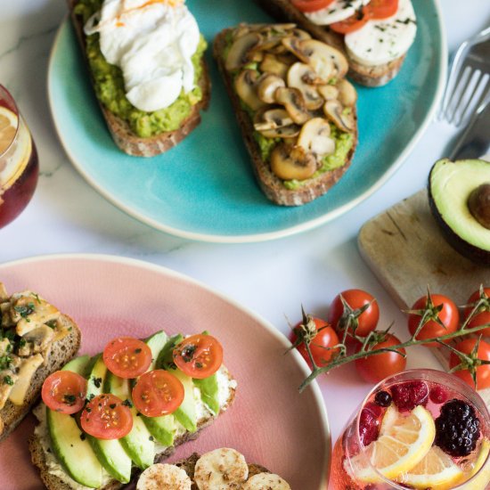 6 Healthy Breakfast Toasts