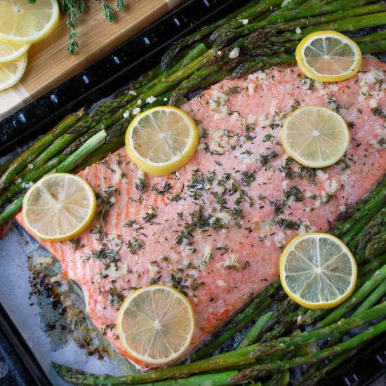 Sheet Pan Salmon & Asparagus