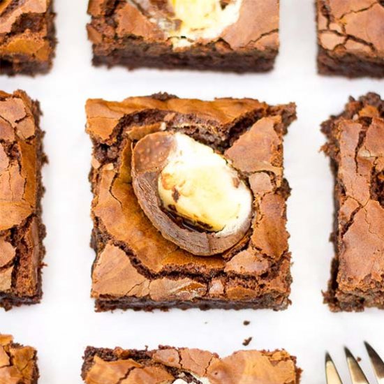 CRAZY Tasty Creme Egg Brownies