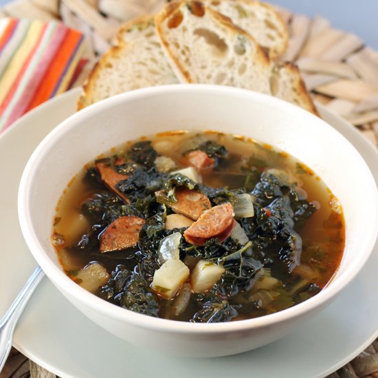 Galician white bean soup