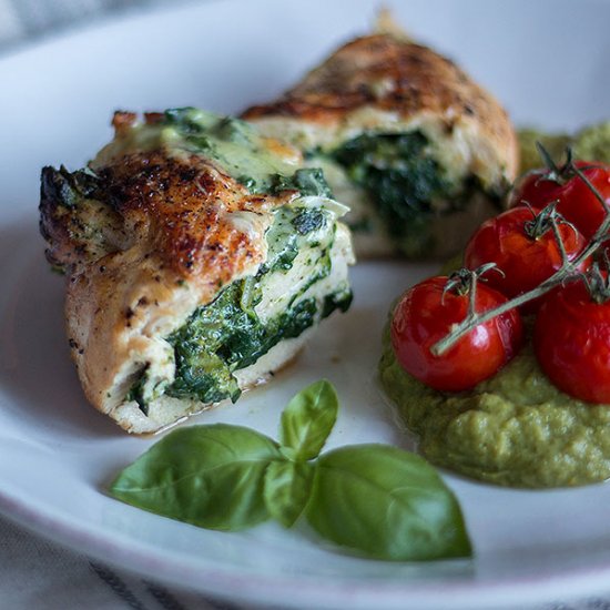 Chicken filled with wild garlic