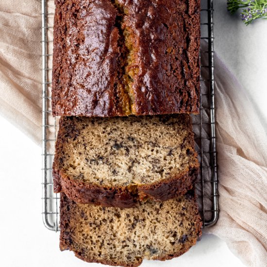 Easy Moist Banana Bread