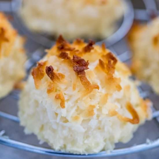 Best Coconut Macaroons