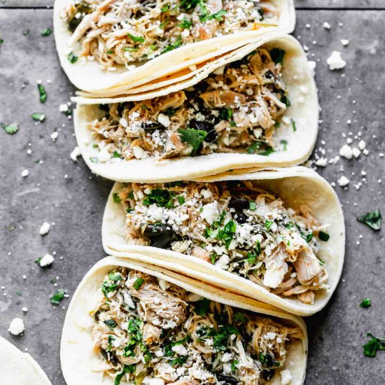 Slow Cooker Chicken Tacos