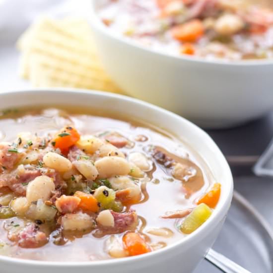 Slow Cooker Ham and Bean Soup