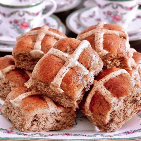 Traditional Hot Cross Buns