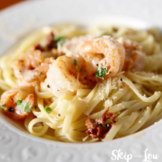 Creamy Cajun Shrimp Pasta