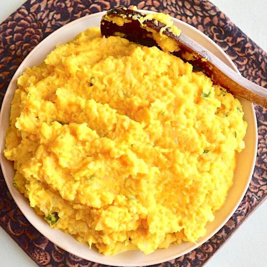 Cheesy Mashed Cauliflower