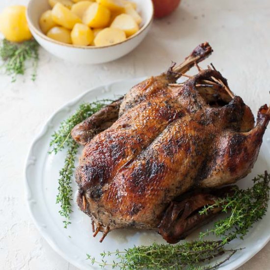 Roasted duck with apples