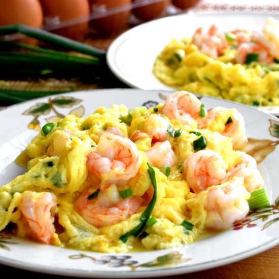 Shrimp with  eggs scramble