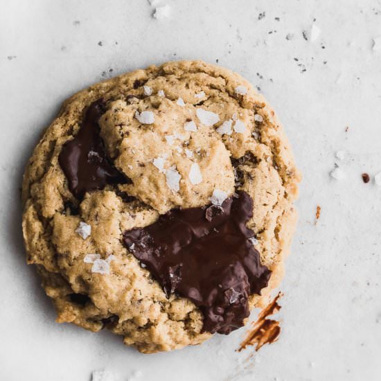 Vegan Chocolate Chip Cookies